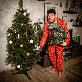 „Zadání znělo – přistižen,“ směje se Lukáš, kluk z plakátu